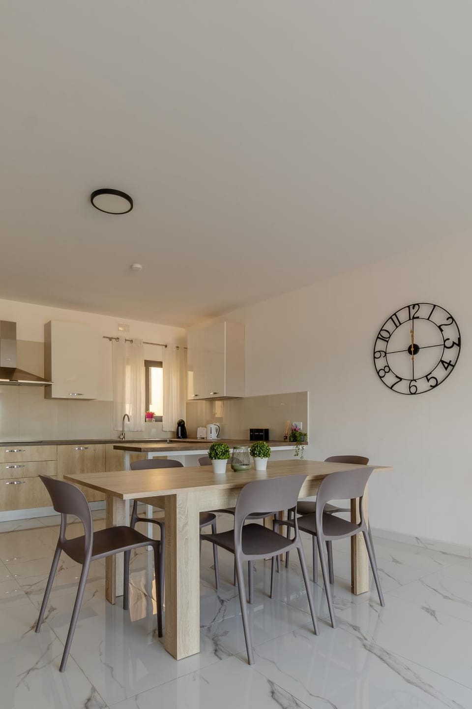 Luqa Penthouse 6 with 3 bedroom Apartment in Malta