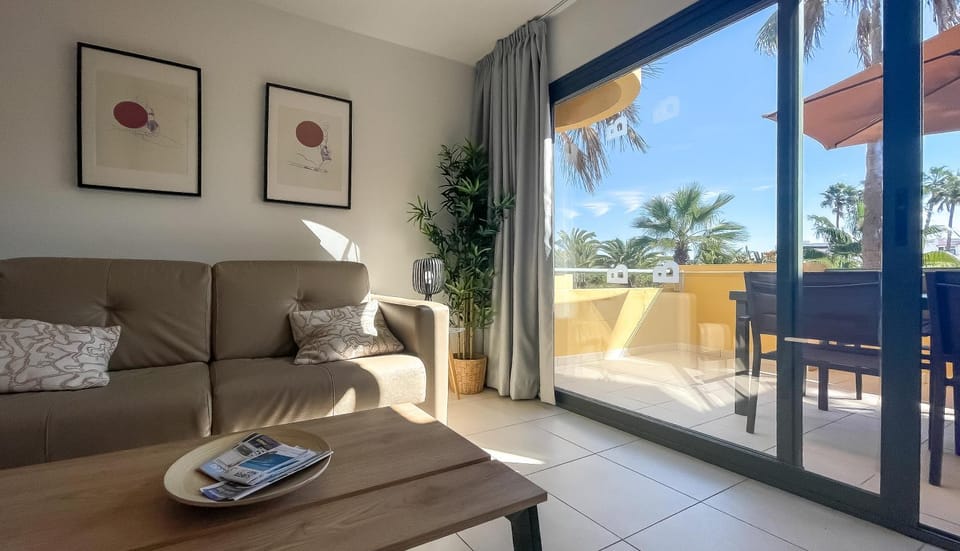 Balcony/Terrace, Living room