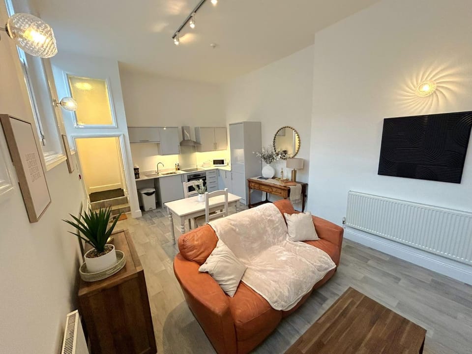 View (from property/room), Kitchen or kitchenette, Seating area, Dining area, furniture, kitchen