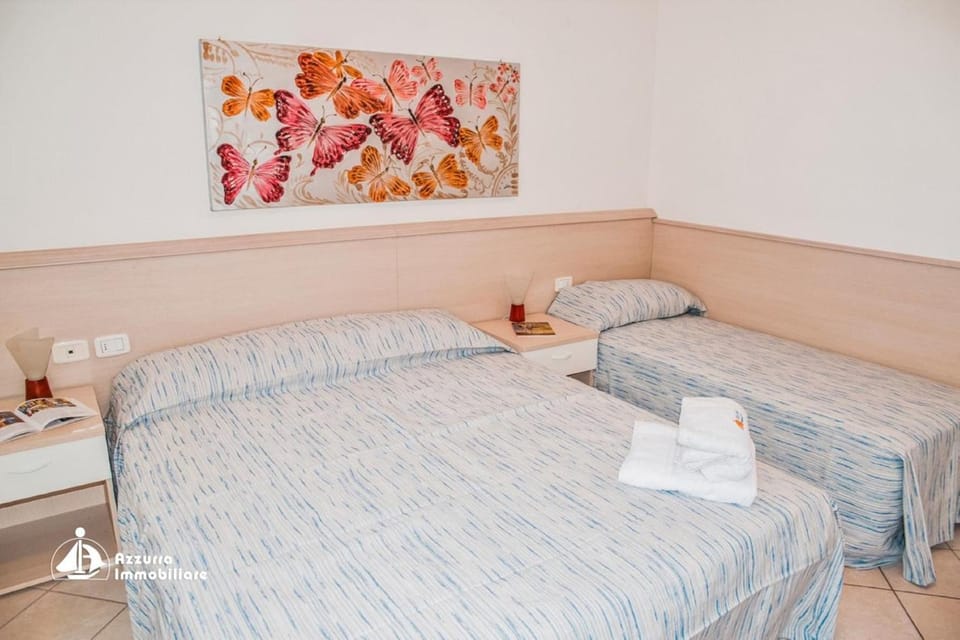 Property building, Living room, Bedroom