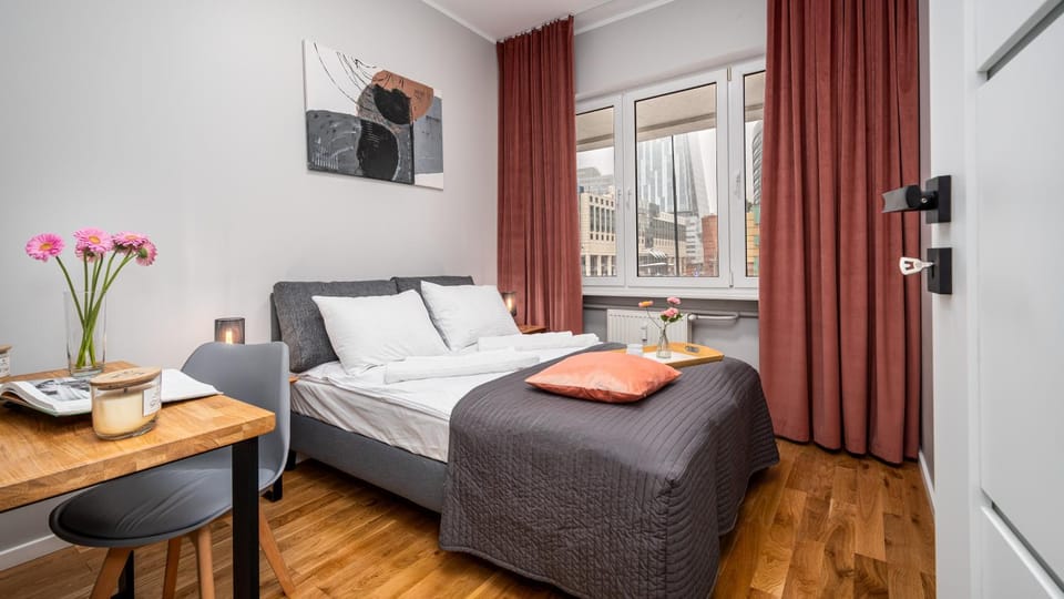Bed, Living room