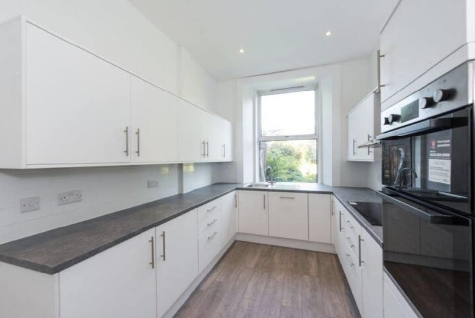 Kitchen or kitchenette, Kitchen or kitchenette