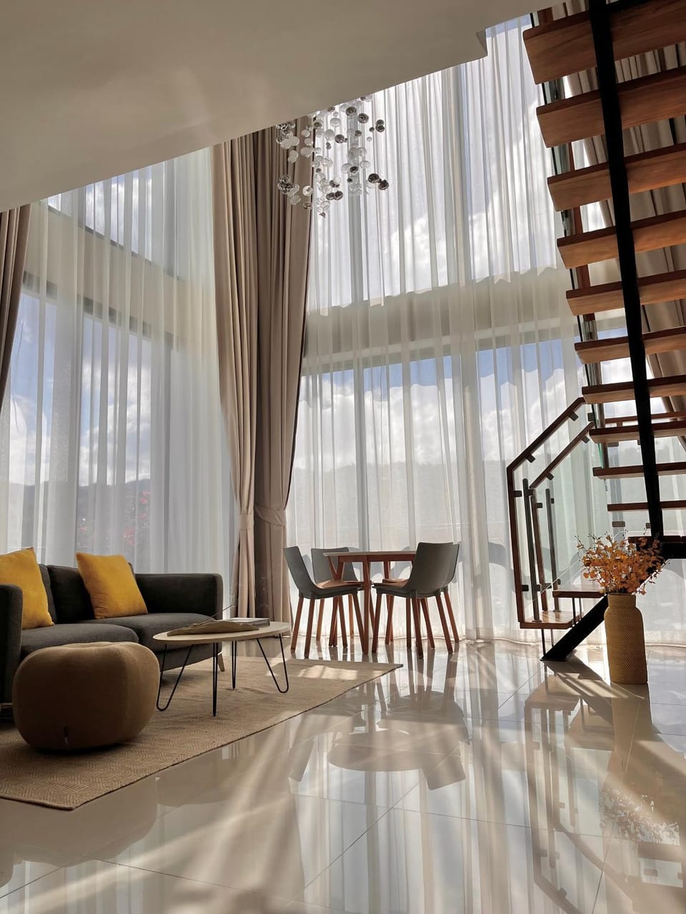 Stylish penthouse with panoramic views at Icon Park Apartment in Kamala