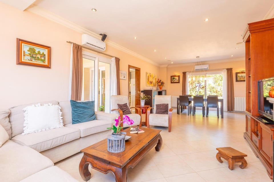 Living room, Other