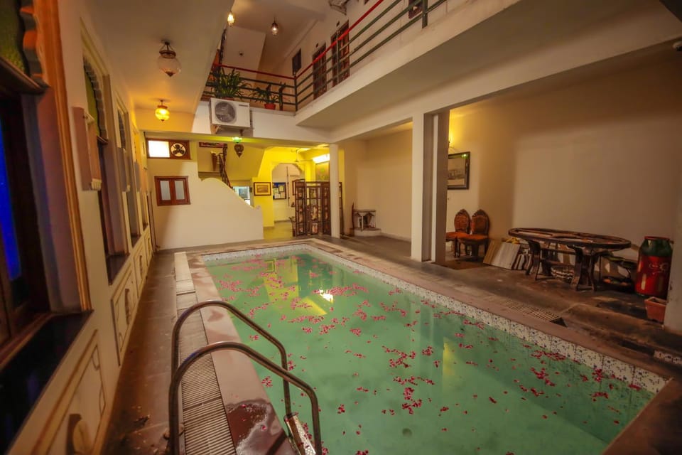 Pool view, Swimming pool