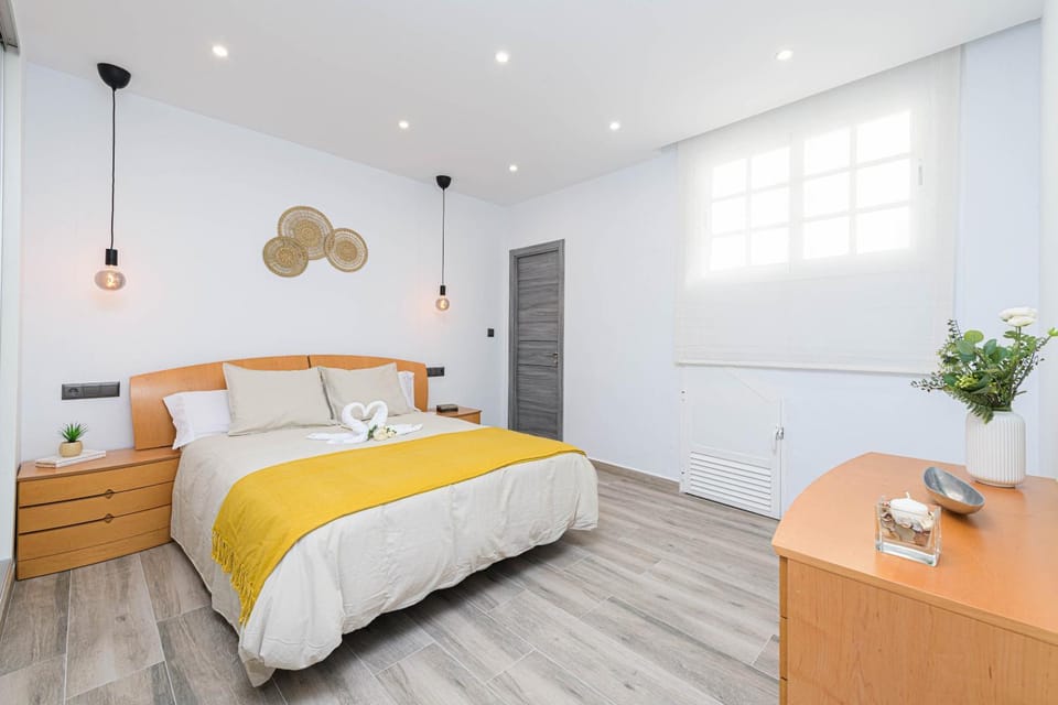 Living room, Bedroom