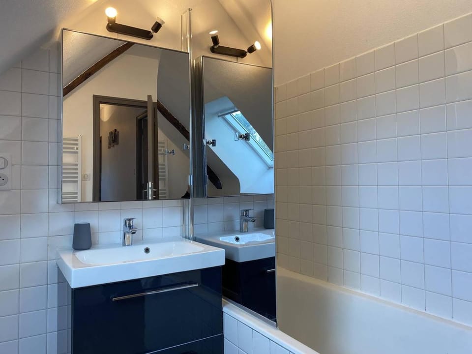 903 - Magnifique longère entièrement rénovée quelques kilomètres des plages d'Erquy Villa in Brittany