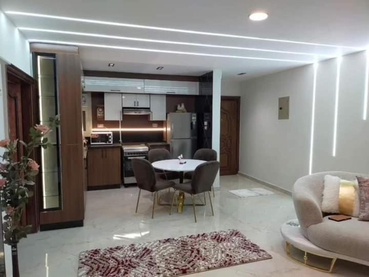 شقه فندقية بالقرب من سيتى ستارز3 Apartment in Cairo Governorate