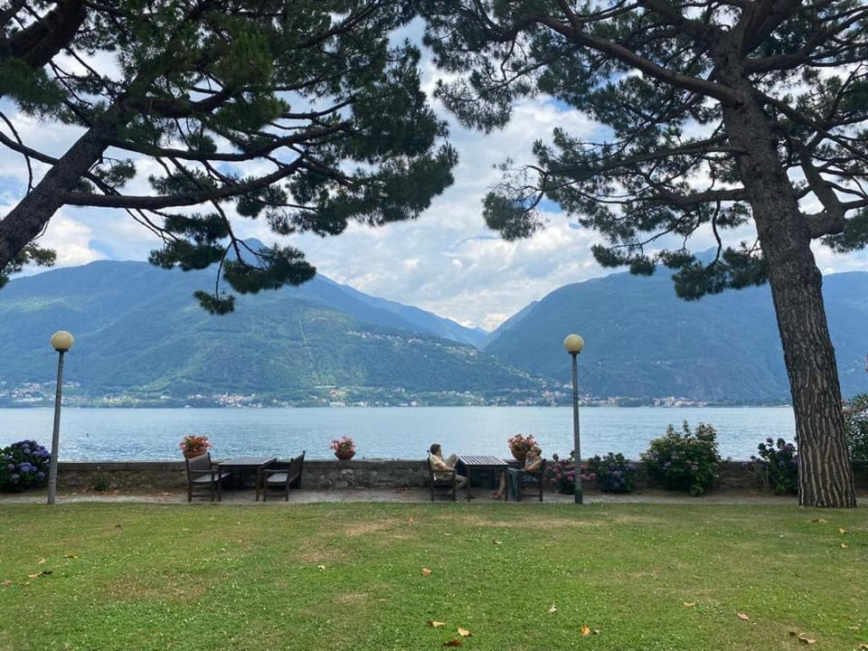 Garden, Garden view, Lake view