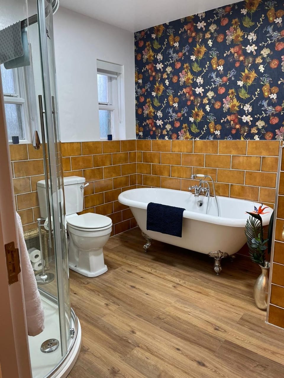 Shower, Toilet, Bath