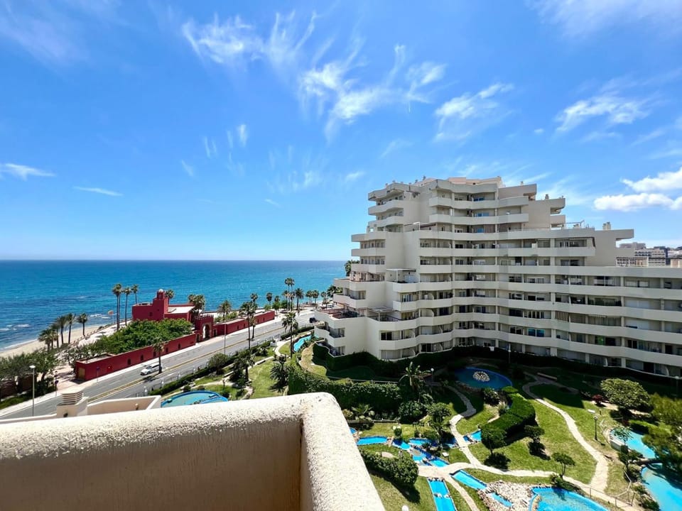 Large Apartment Side Sea View Benalbeach Apartment in Benalmadena