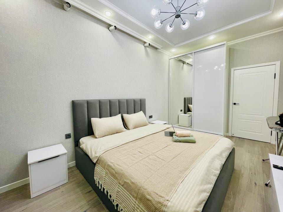 Квартира со всеми удобствами Apartment in Almaty