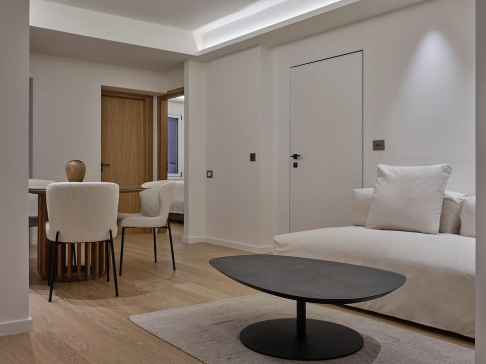 Living room, Seating area, Dining area
