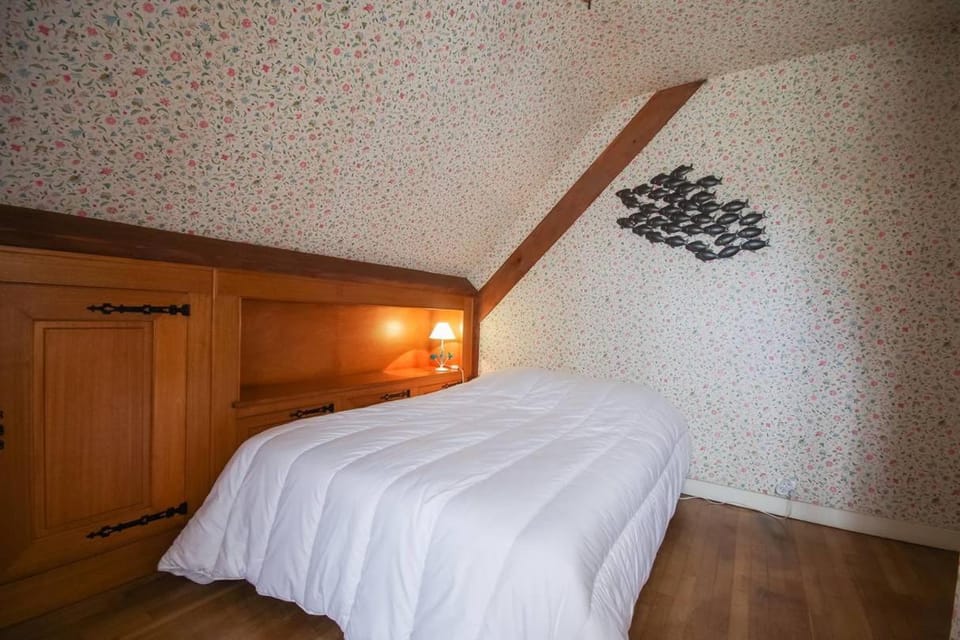 604 - Maison avec grand jardin calme et paisible proximité centre et plage d'Erquy Villa in Brittany