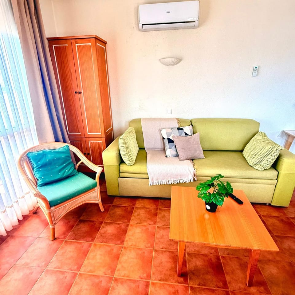 Benalbeach Apartment with Magnificent Sea View Apartment in Benalmadena