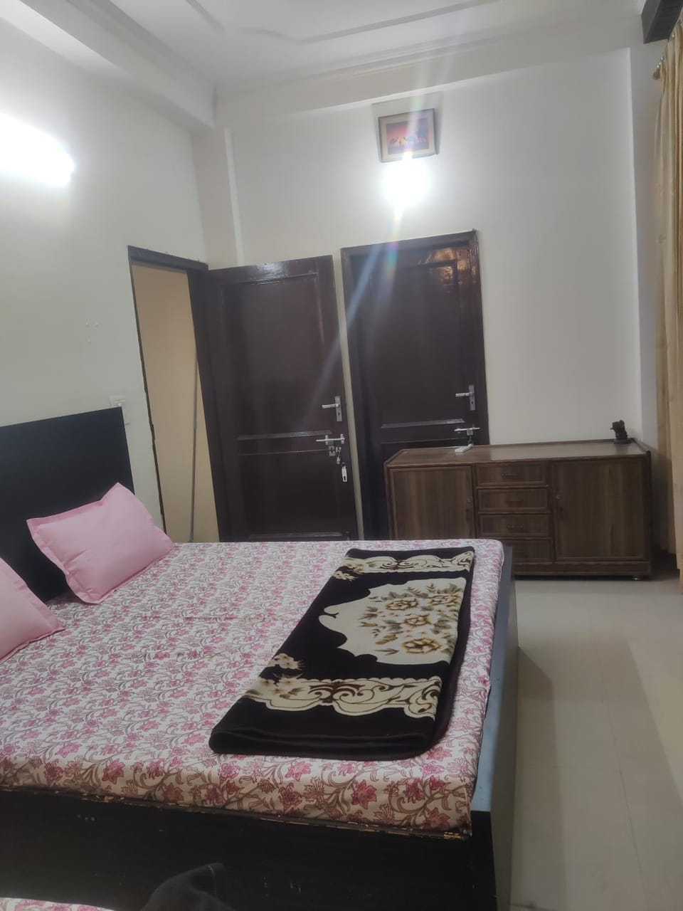 Bed, Photo of the whole room, Bedroom, wardrobe