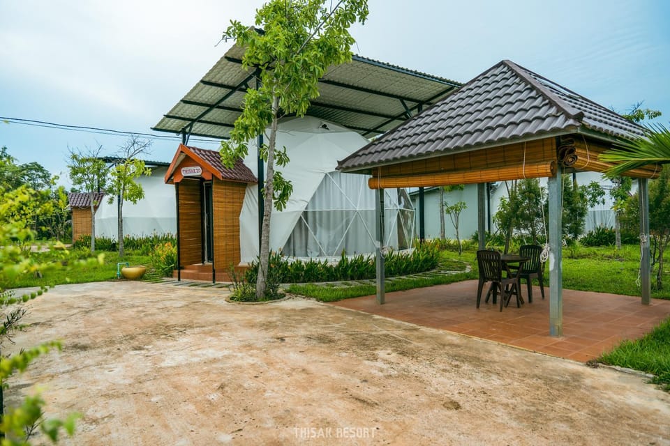 Property building, Patio, Day, Seating area