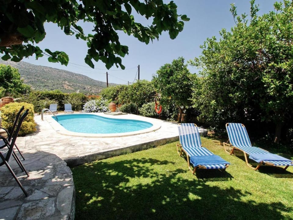 Garden, Mountain view, Pool view, Swimming pool