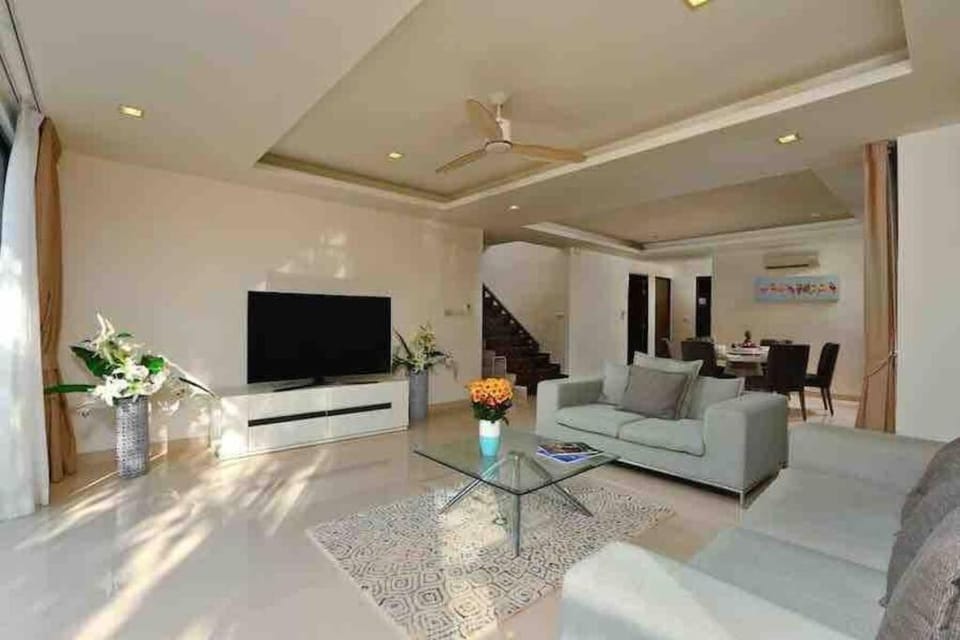 Big Lucky home in Laguna park Villa in Choeng Thale