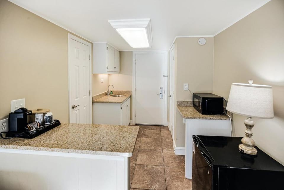 Ravishing Oceanview Room 2nd Flr Apartment in South Carolina