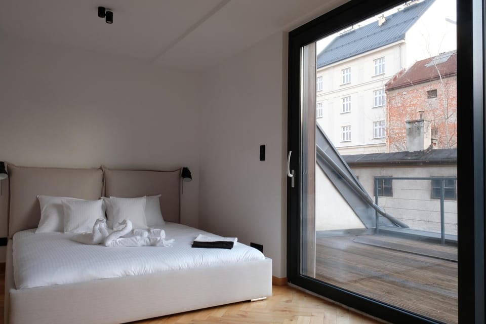 Bed, View (from property/room), Balcony/Terrace, Photo of the whole room