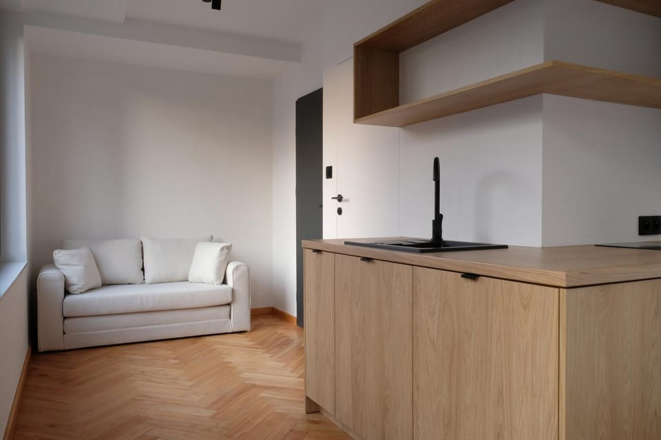 Kitchen or kitchenette, Seating area
