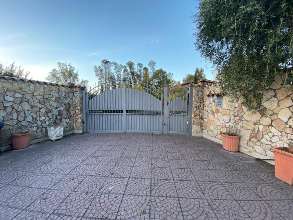 CLARABELLA fiera di Roma and airport Villa in Lazio