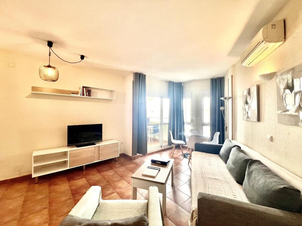 Benalbeach Beach Front Apartment Apartment in Benalmadena