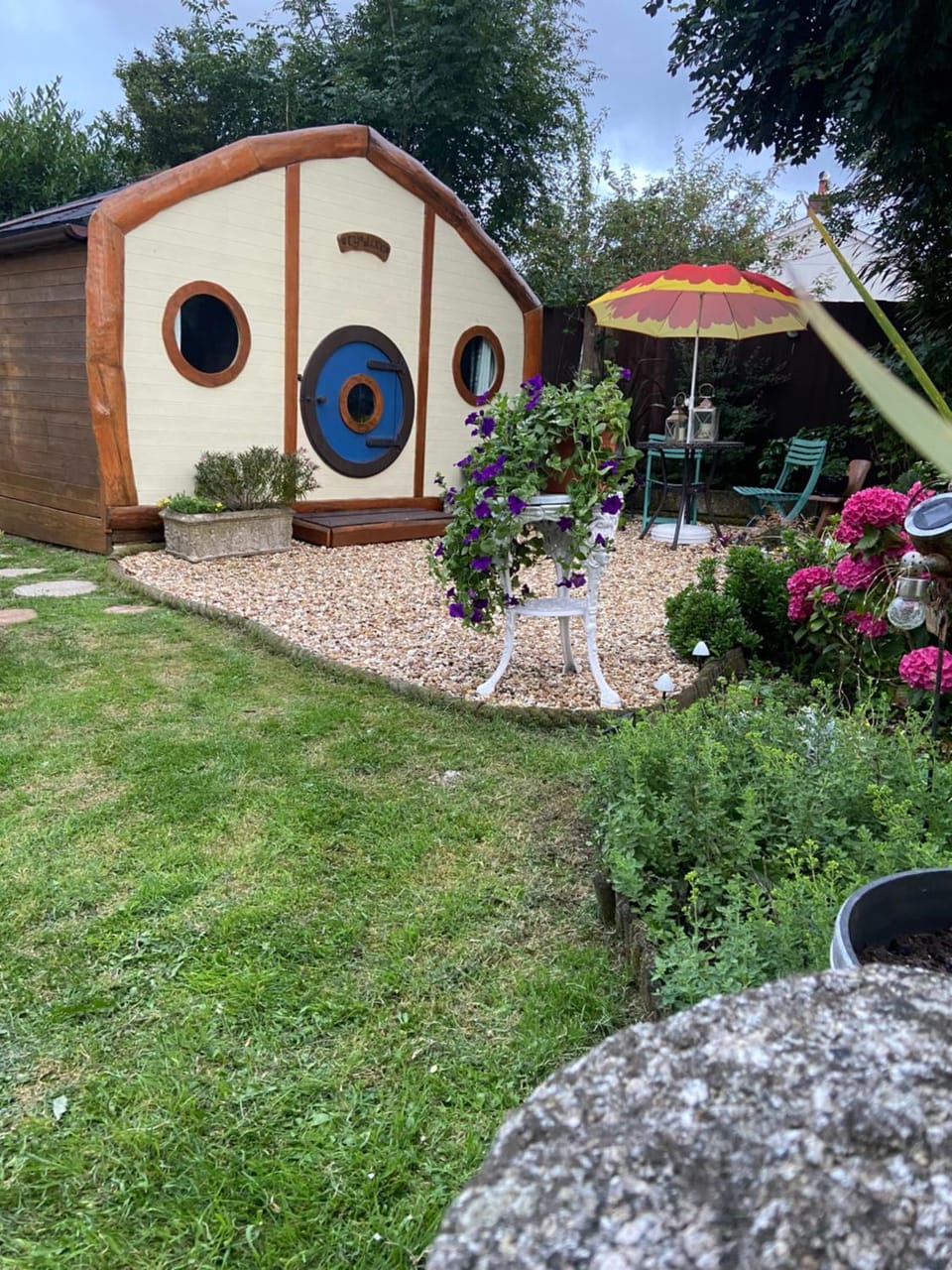 Property building, Patio, Day, Garden view