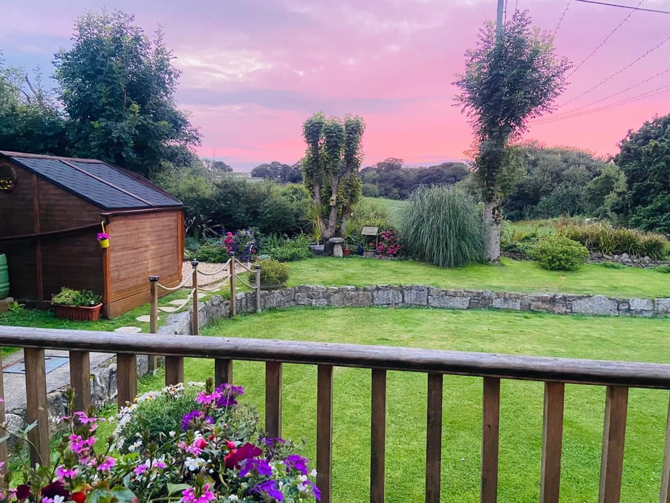 Property building, Natural landscape, Summer, Garden, Sunset