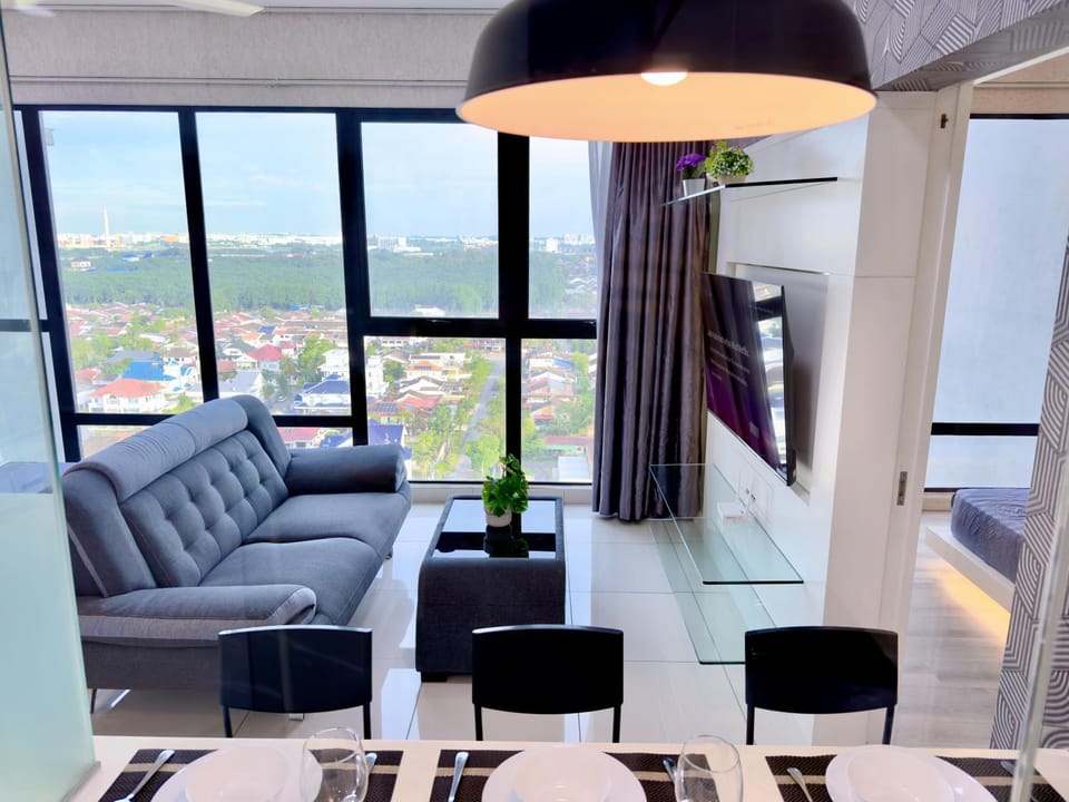 MidValley Southkey Mosaic 6-9pax Netflix-SmartTV70inch Apartment hotel in Johor Bahru