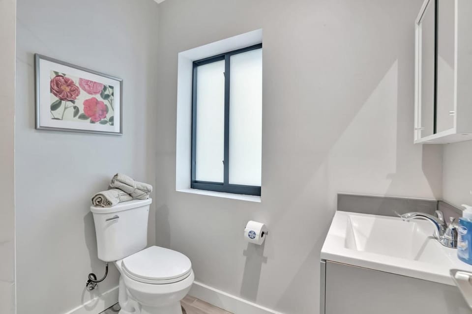 Toilet, Bathroom