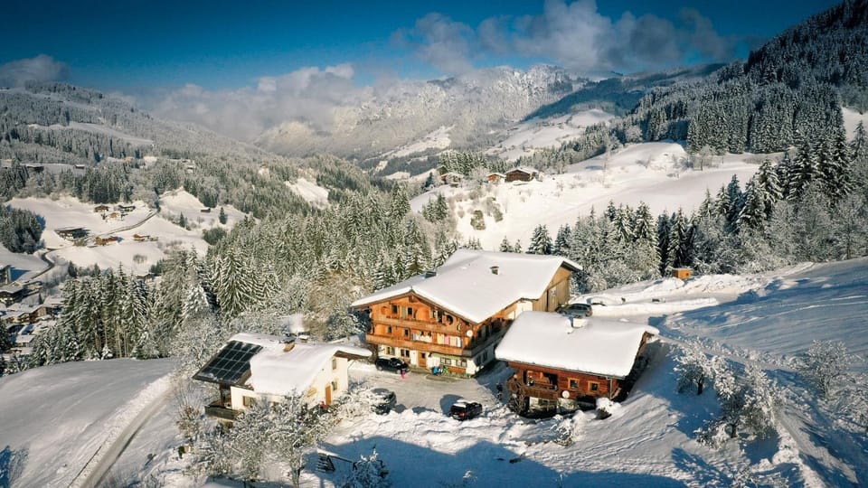 Property building, Natural landscape, Winter