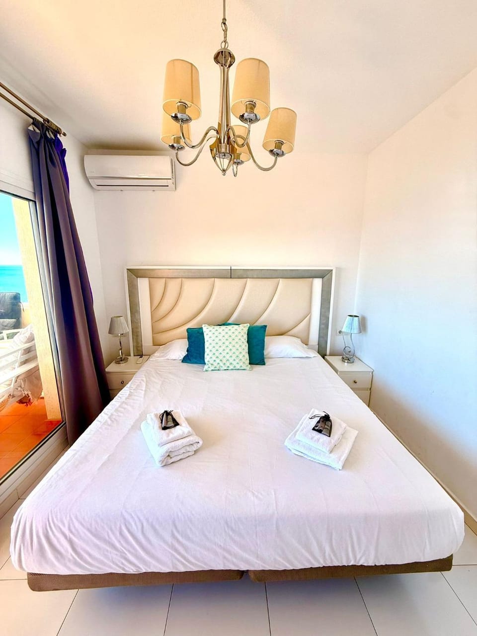 Large Deluxe Front Sea View Apartment Benalbeach Apartment in Benalmadena