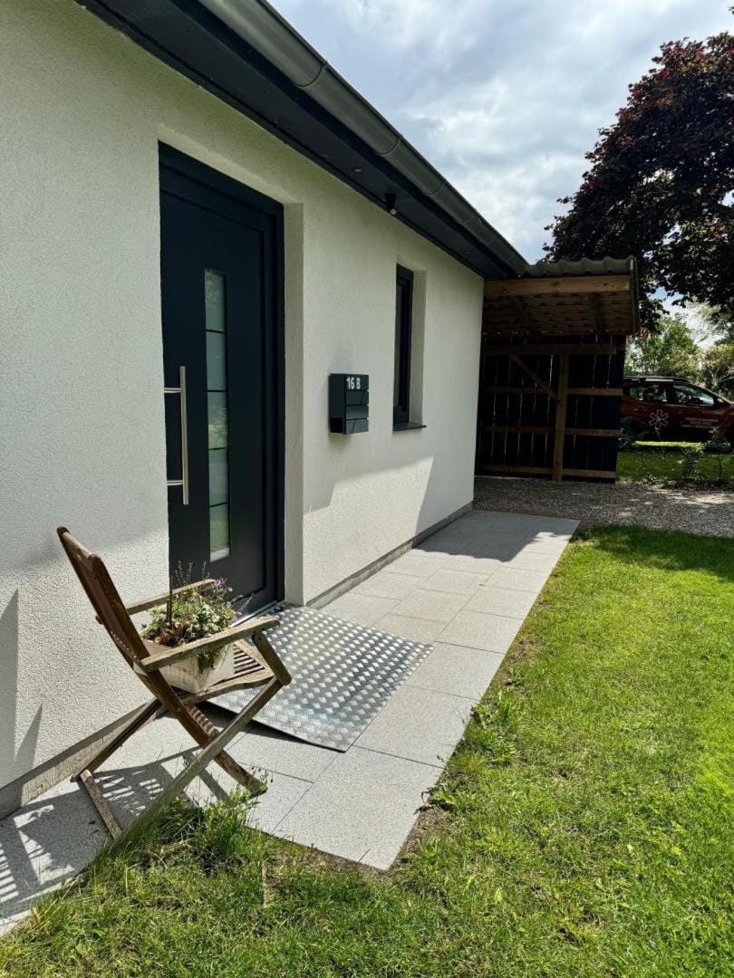 NEU! Modernes Ferienhaus Schwanbeck mit Whirlpool-Option House in Lubeck