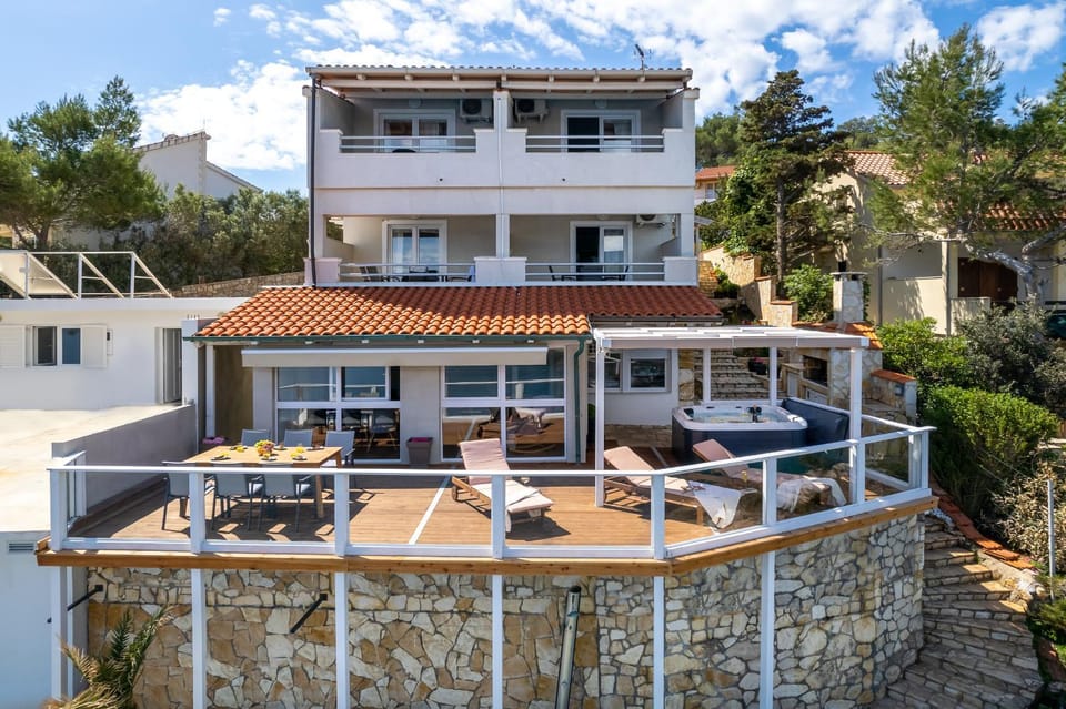 Apartments Habek 2 Apartment in Vrboska