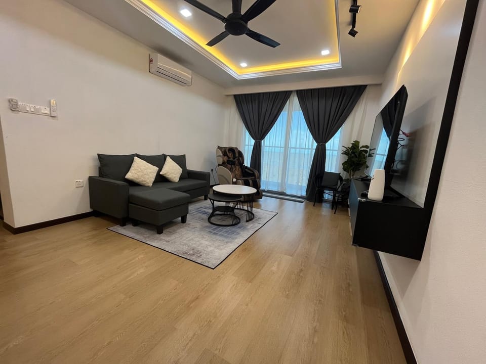 TV and multimedia, Living room, Seating area, fireplace, air conditioner