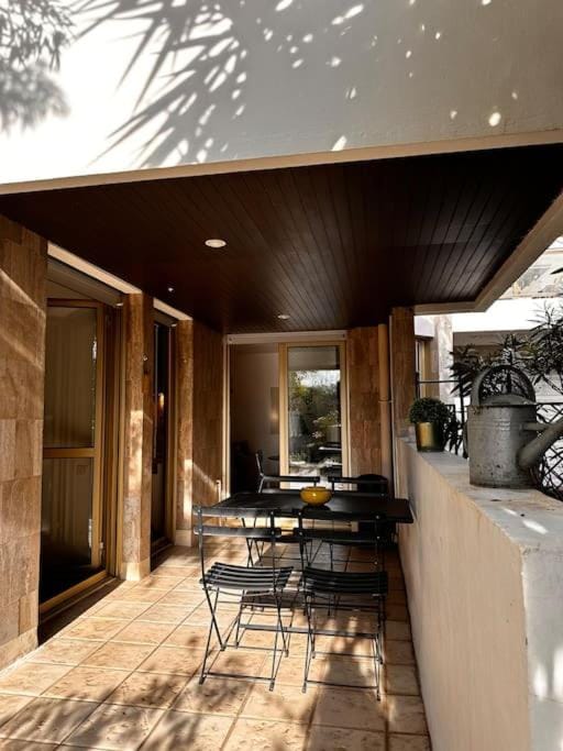 Patio, Day, BBQ facilities, View (from property/room), Balcony/Terrace