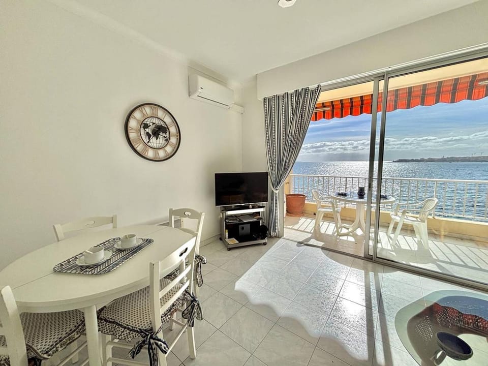 Balcony/Terrace, Living room, Dining area