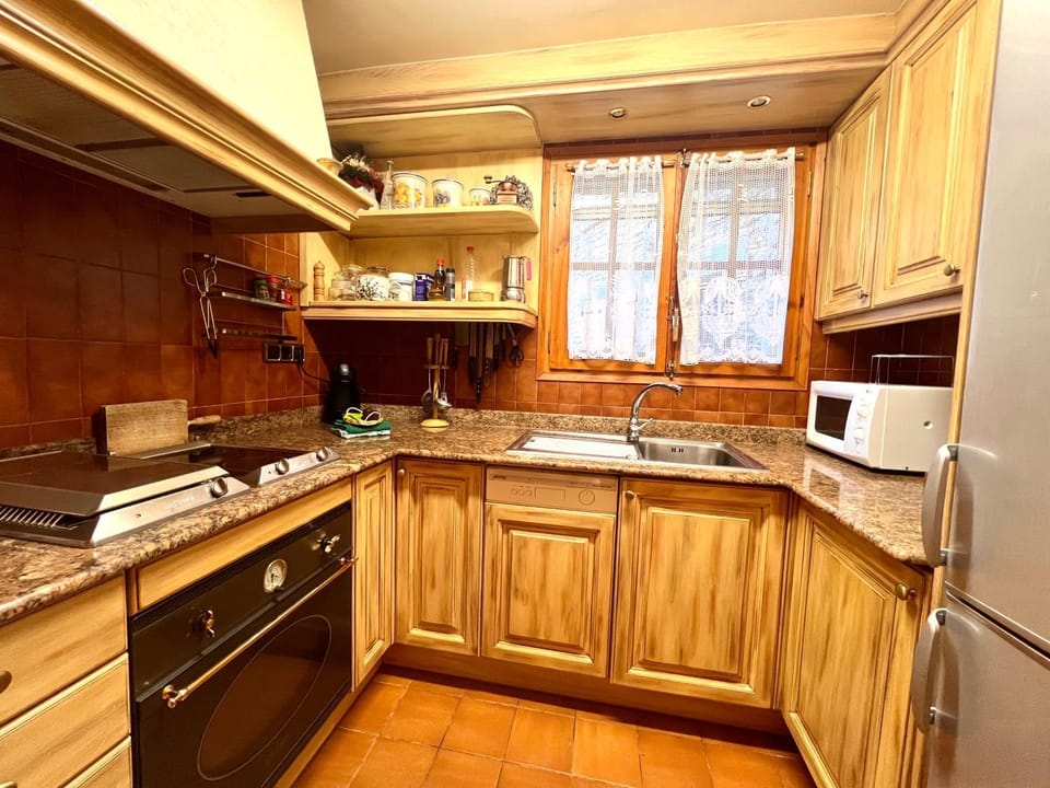 Kitchen or kitchenette, dishwasher, minibar, pet friendly, stove, toaster