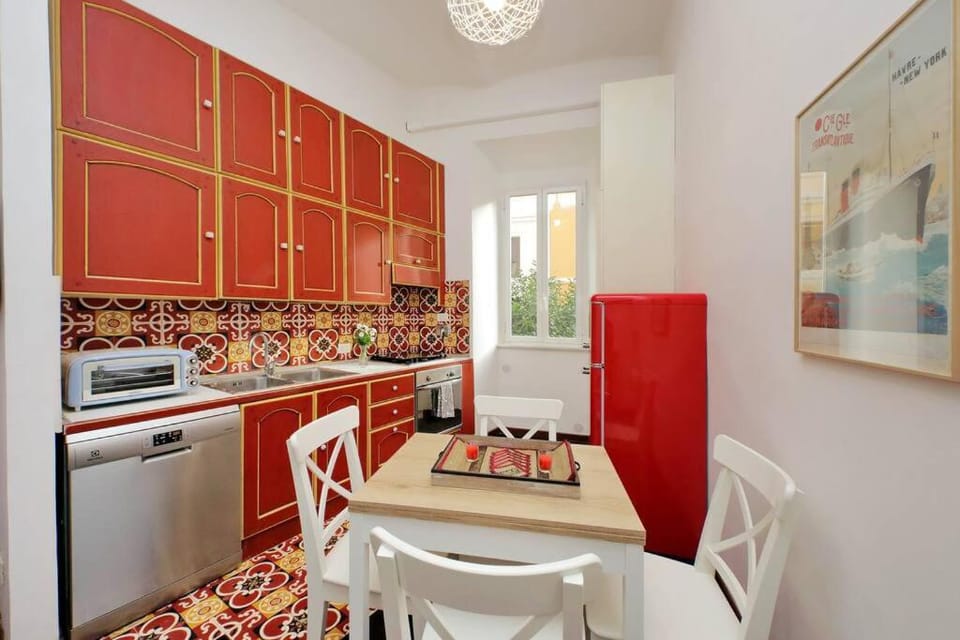 Dining area, dishwasher, minibar, stove
