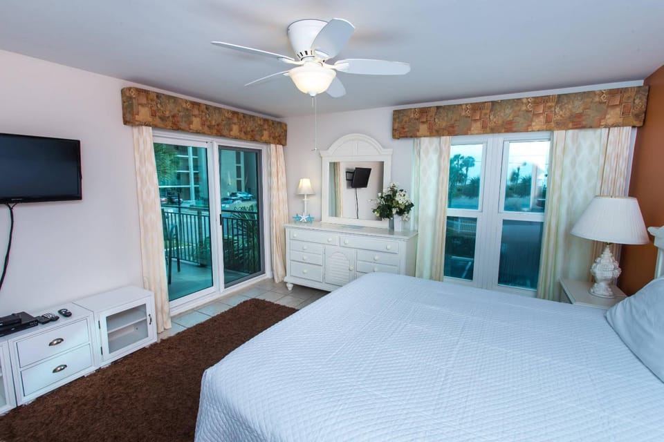 Emerald Isle Unit 211 House in Okaloosa Island