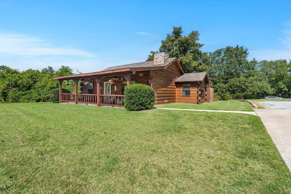 Highpoint House in Ridgedale