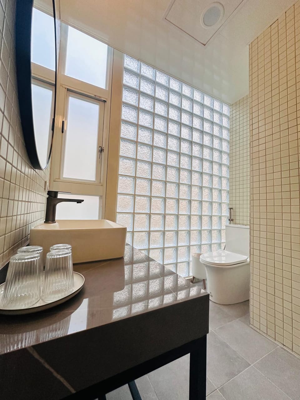 喝睏H-Khùn酒吧民宿 Vacation rental in Kaohsiung