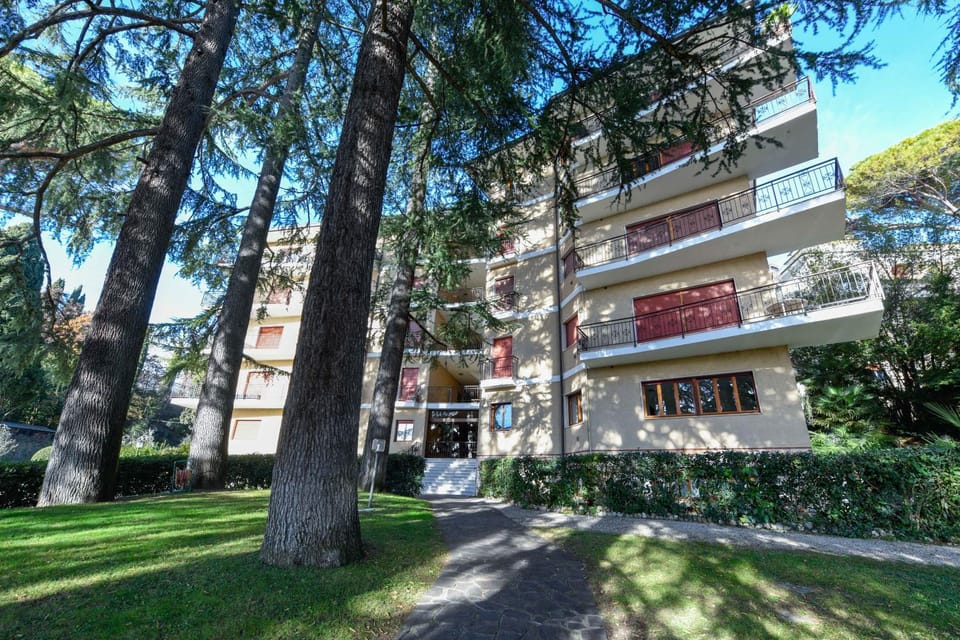 Facade/entrance, Garden