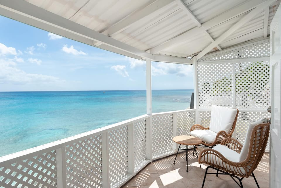 Purple Rain - Direct Beach Access, Ocean views, 2 Bedroom, 2 Bathroom, Mullins Beach Front Bliss Villa in Barbados