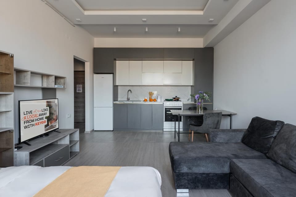 Kitchen or kitchenette, Photo of the whole room, Seating area, Bedroom