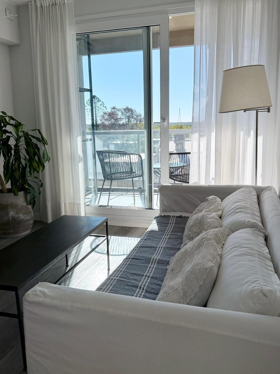 Depto con vista al río Paraná. Apartment in San Nicolás de los Arroyos