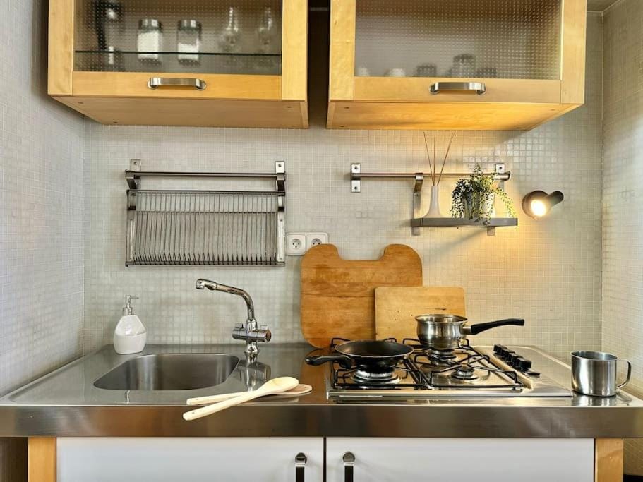 Kitchen or kitchenette, stove