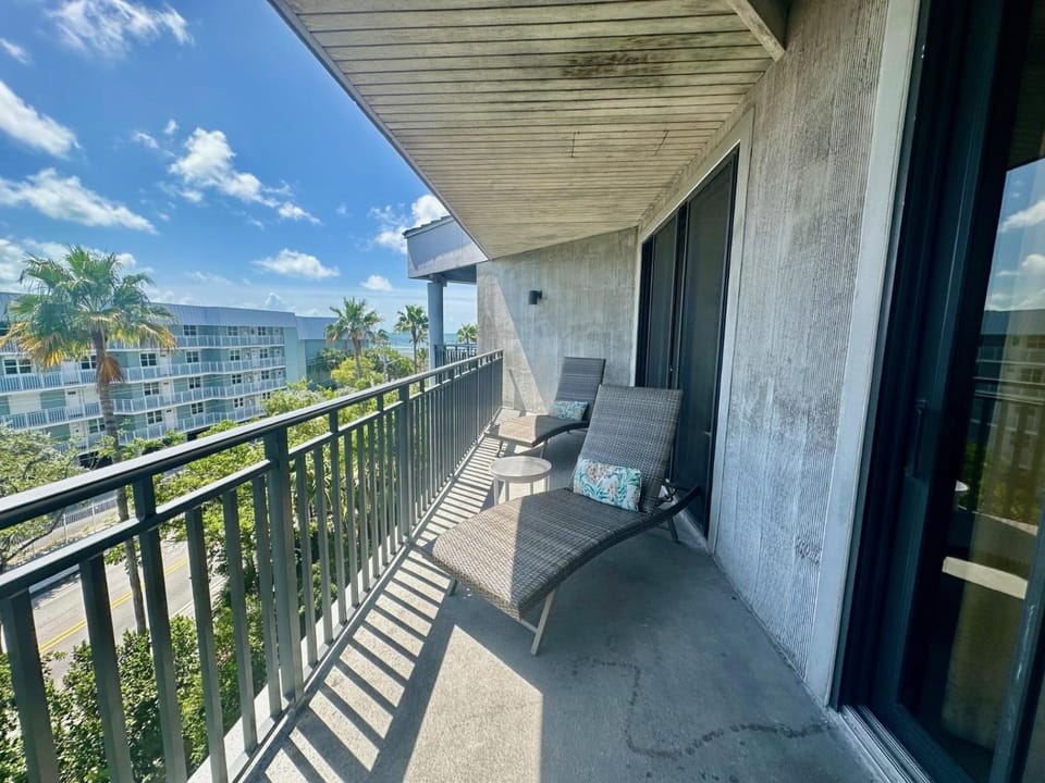 Atlantic Sunrise Penthouse House in Key West